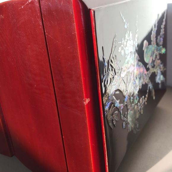 🎉HP🎉 VNTG Jewelry Box MOP Inlaid Birds and Flowers. - Picture 4 of 11
